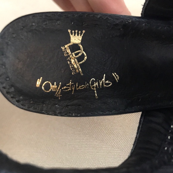 Only 4 Stylish Girls by Patrizia Pepe Suede Heels - Picture 7 of 8